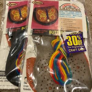 Bundle, Arrow Leather Craft Kit w/Rainbow Yarn X2